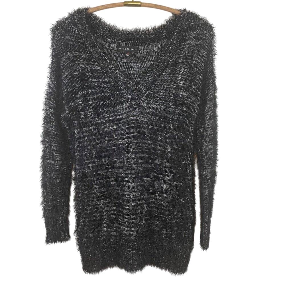 Rock & Republic Black & Silver Eyelash Sweater Size Medium